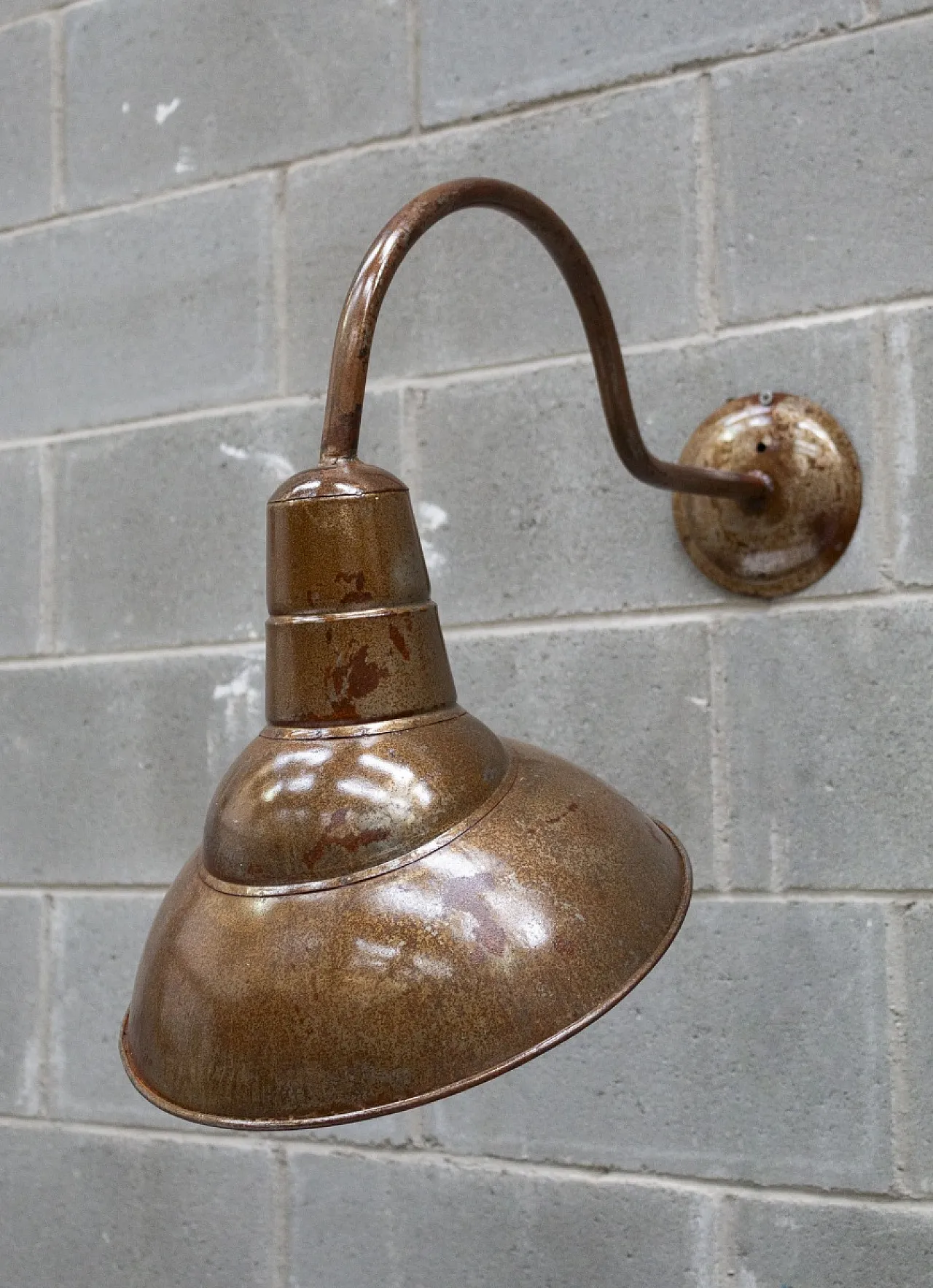 Pair of industrial wall lamps, mid-20th century 5