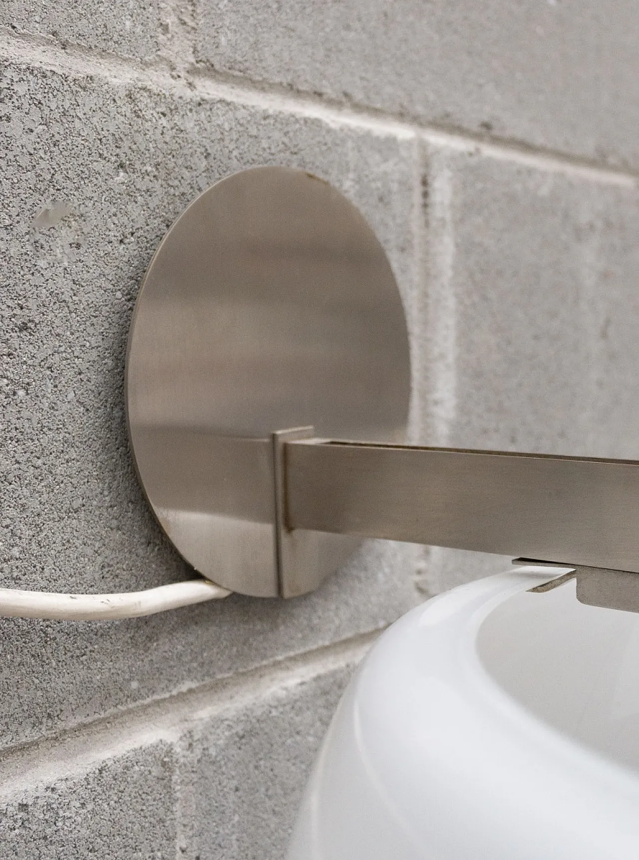 Clinio wall lamp by Vico Magistretti for Artemide, 1960s 5