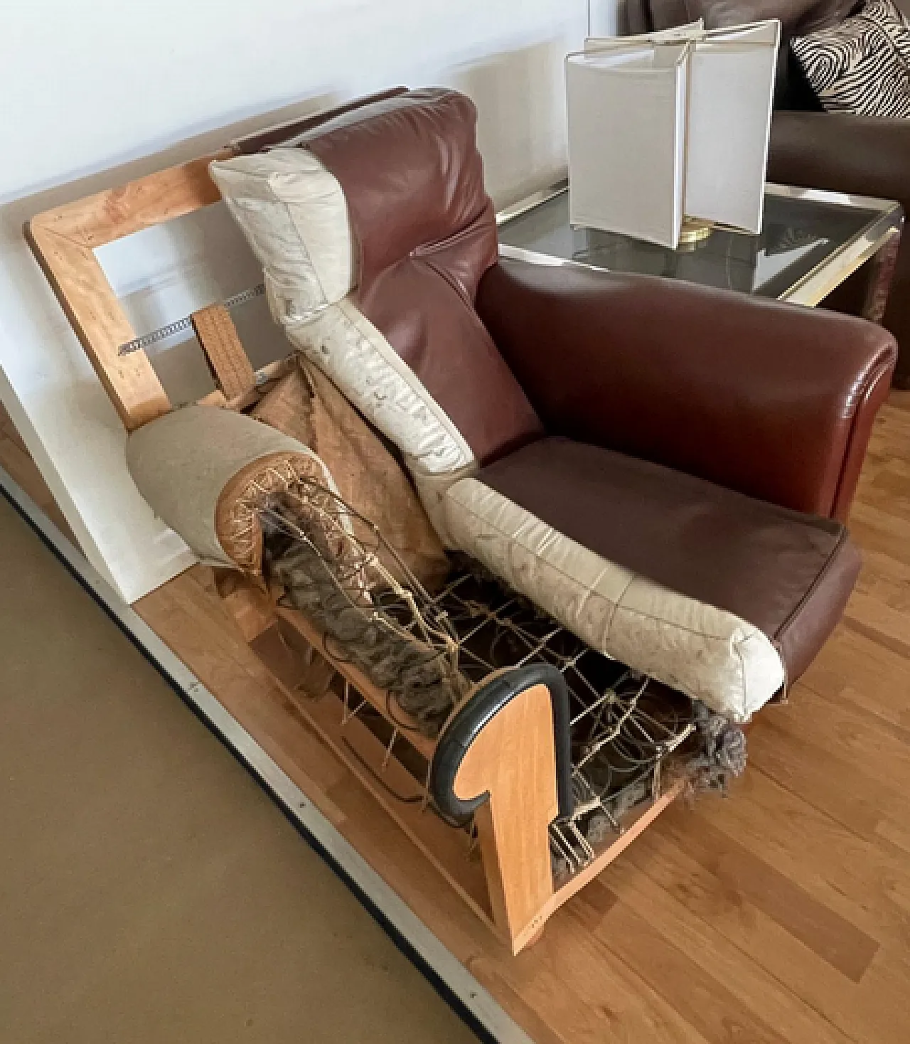 Demonstration Edoardo armchair by Poltrona Frau, 90s 3