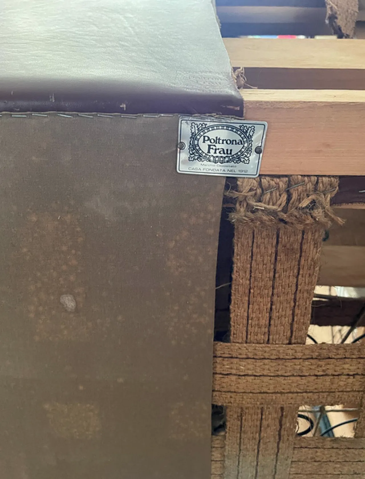 Demonstration Edoardo armchair by Poltrona Frau, 90s 6