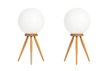 Coppia di lampade da tavolo a treppiede, ÚĽUV, anni '60