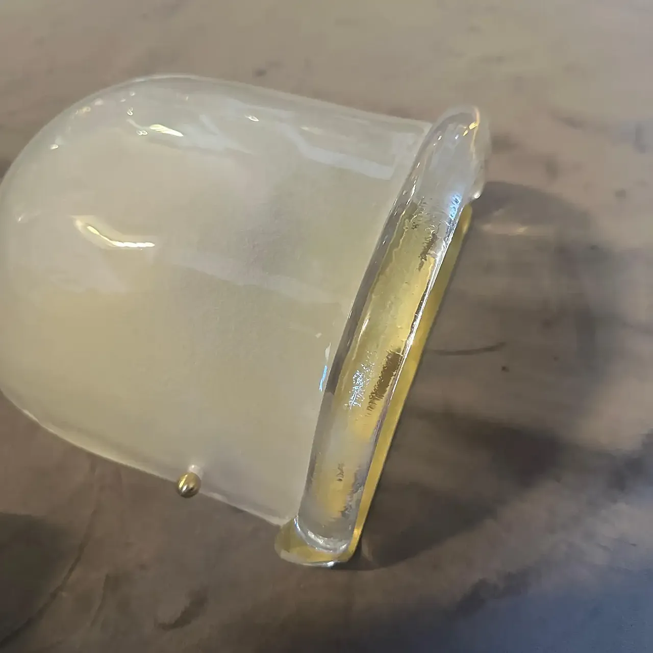 Coppia di applique da parete in vetro di Murano e ottone, anni '90 3