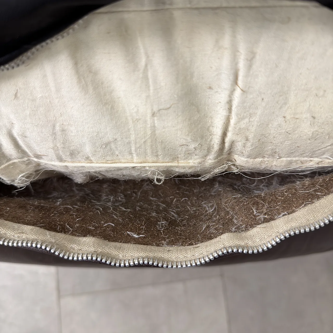 Leather sofa in the style of Piumotto Busnelli, Italy 70s 16