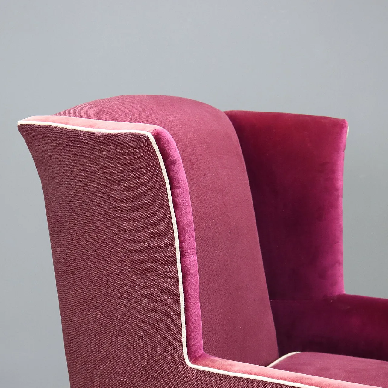 Poltrona bergere in velluto, tessuto e faggio tinto noce, '900 3