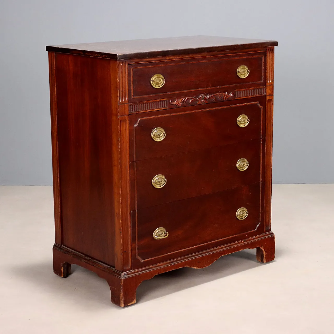 Cassettiera in mogano e lamiera incisa, '900 1