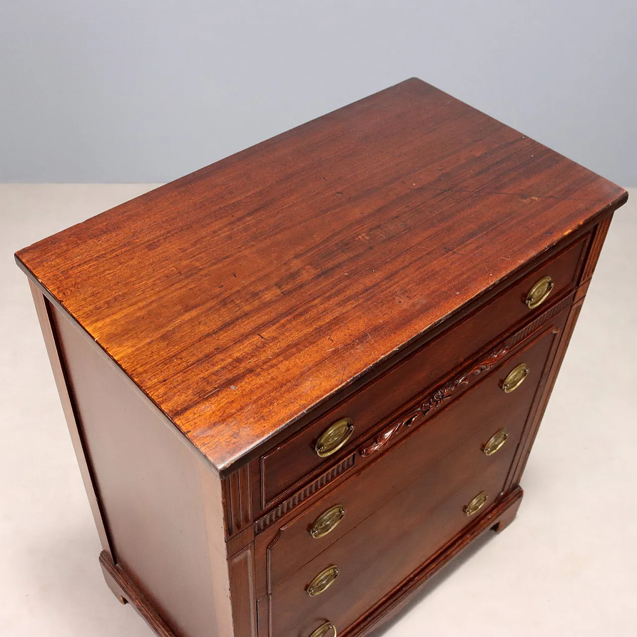 Cassettiera in mogano e lamiera incisa, '900 3