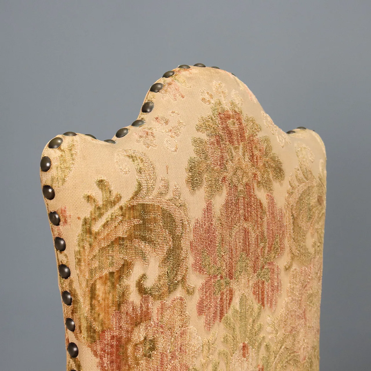 Coppia di sedie barocche in rovere tinto noce, '700 3