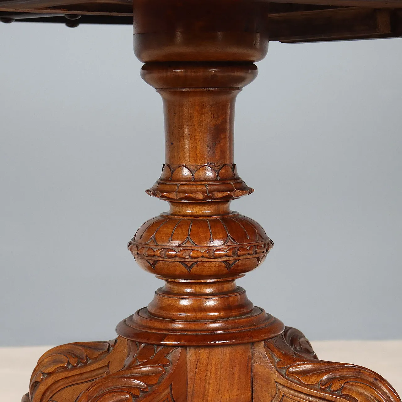 Tavolo a vela in mogano e olmo con intarsi di legni vari, '800 6