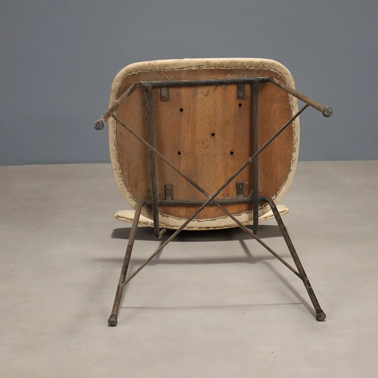 Sedia in metallo smaltato e skai, '900 6