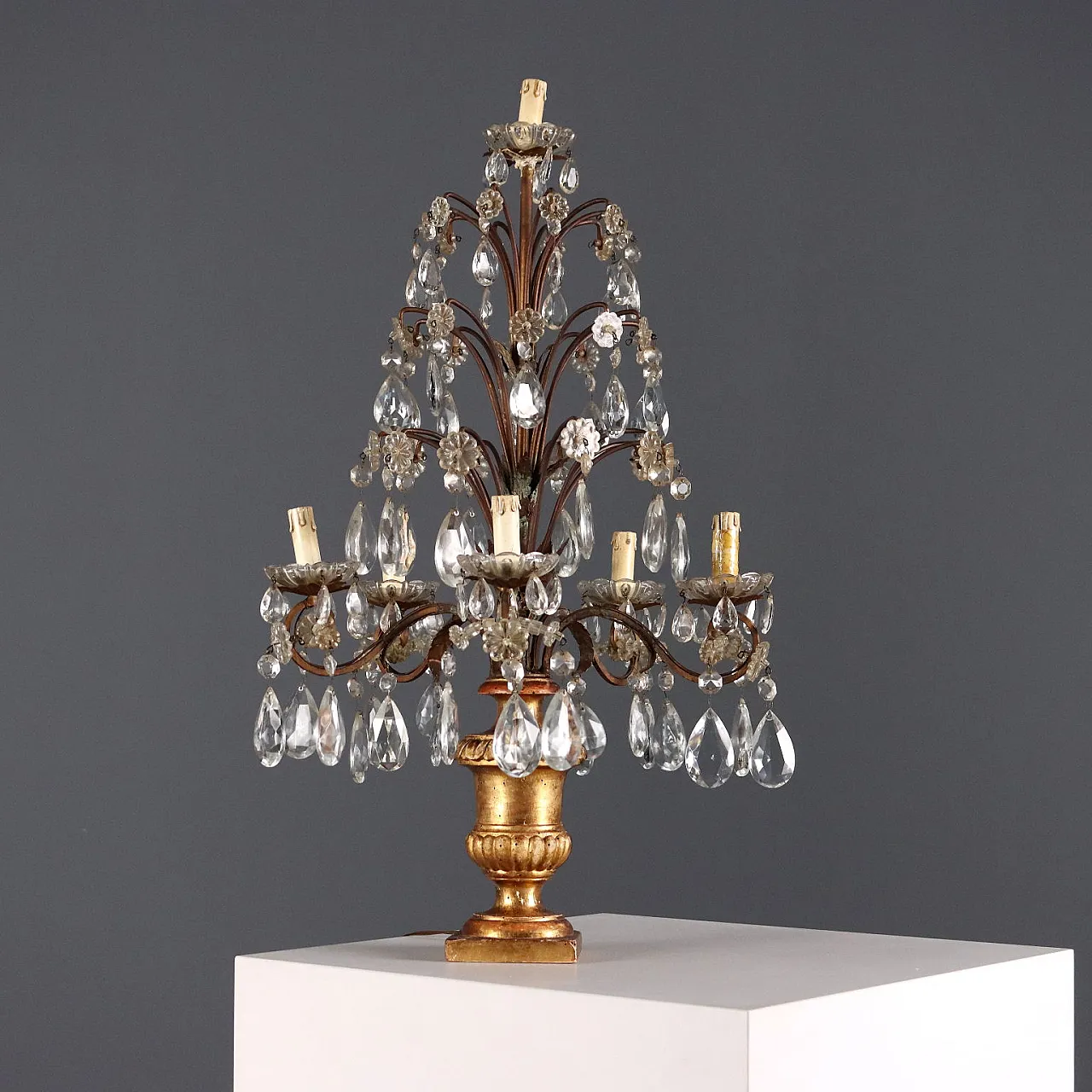 Carved and gilded wooden table lamp, iron and glass, 19th century 1