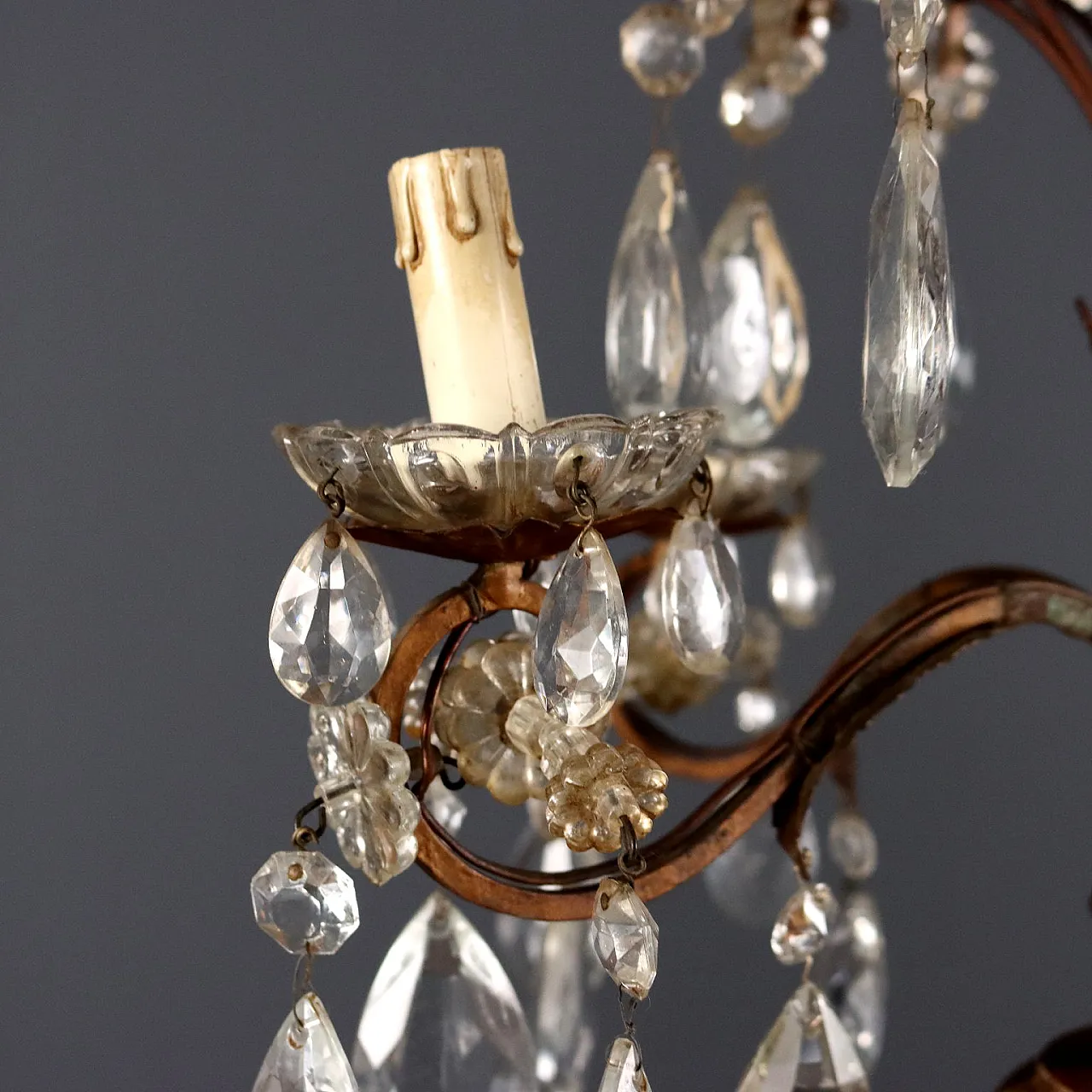 Carved and gilded wooden table lamp, iron and glass, 19th century 4