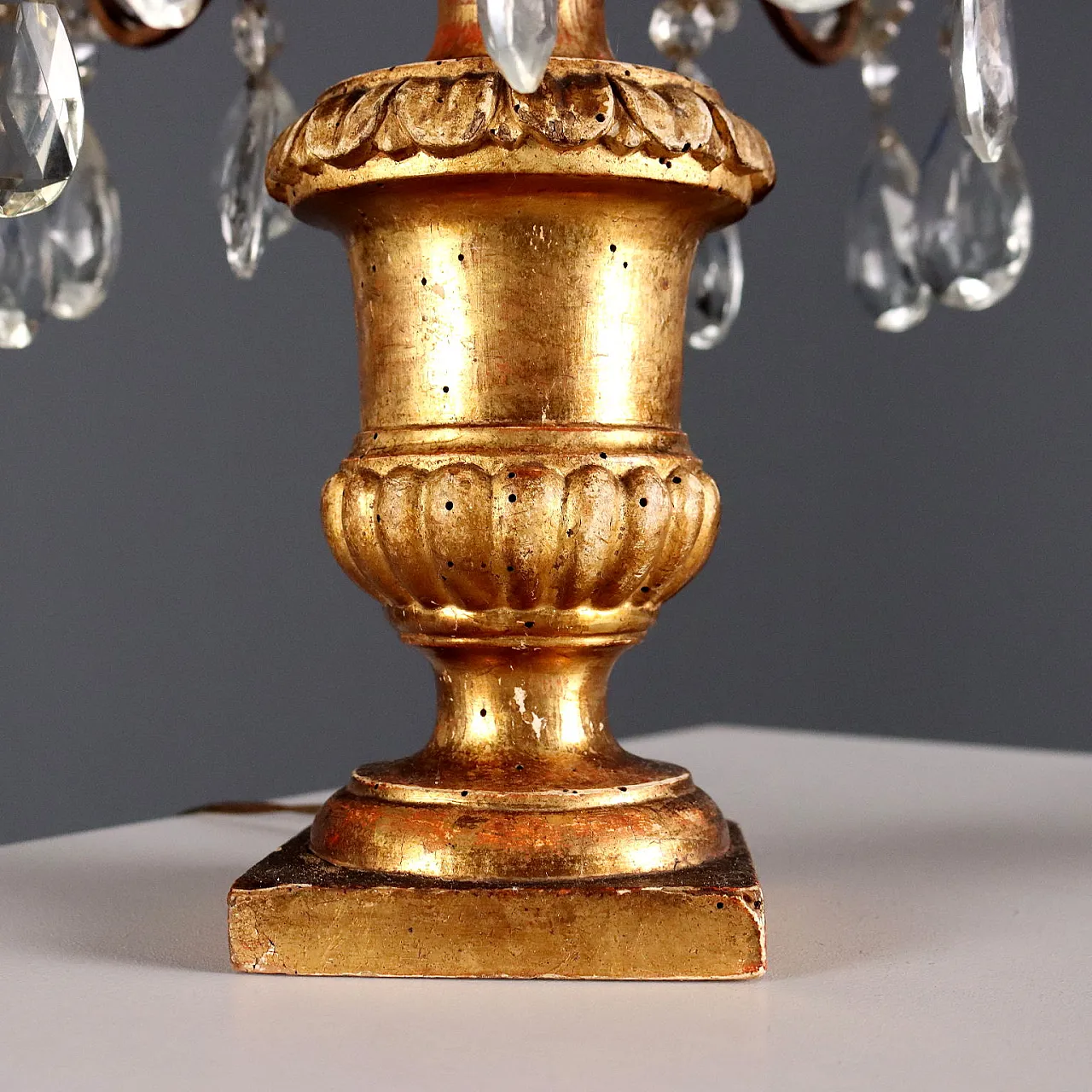 Carved and gilded wooden table lamp, iron and glass, 19th century 5