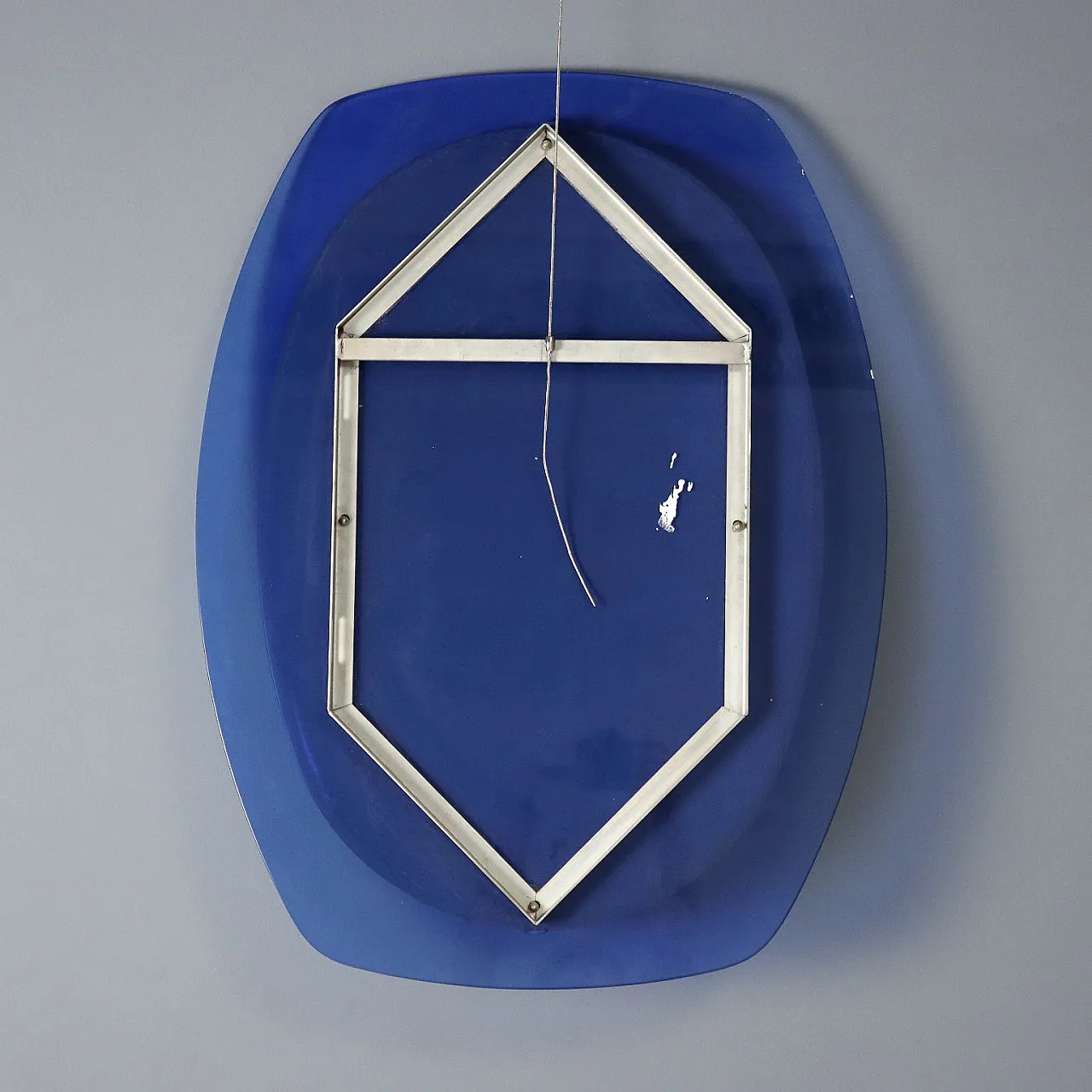 Specchio ovale con cornice in vetro blu, anni '60 10