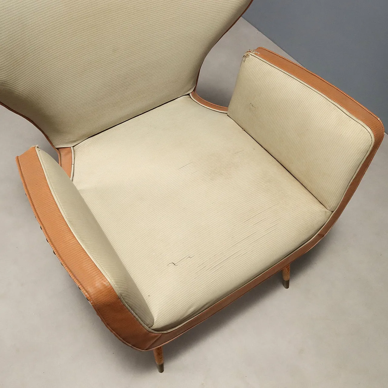 Pair of vinyl and wooden armchairs, 20th century 9