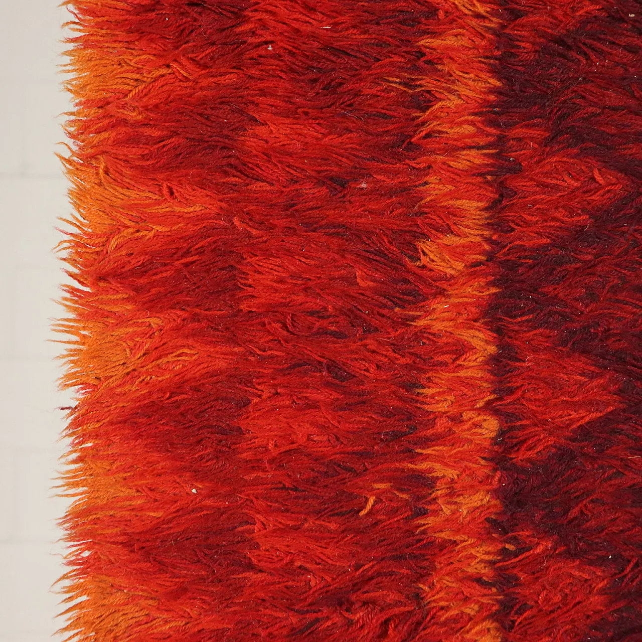 Red wool blend long-pile rug 4