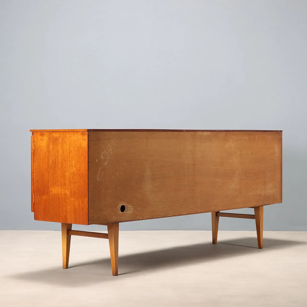 Credenza impiallacciata in teak, '900 10
