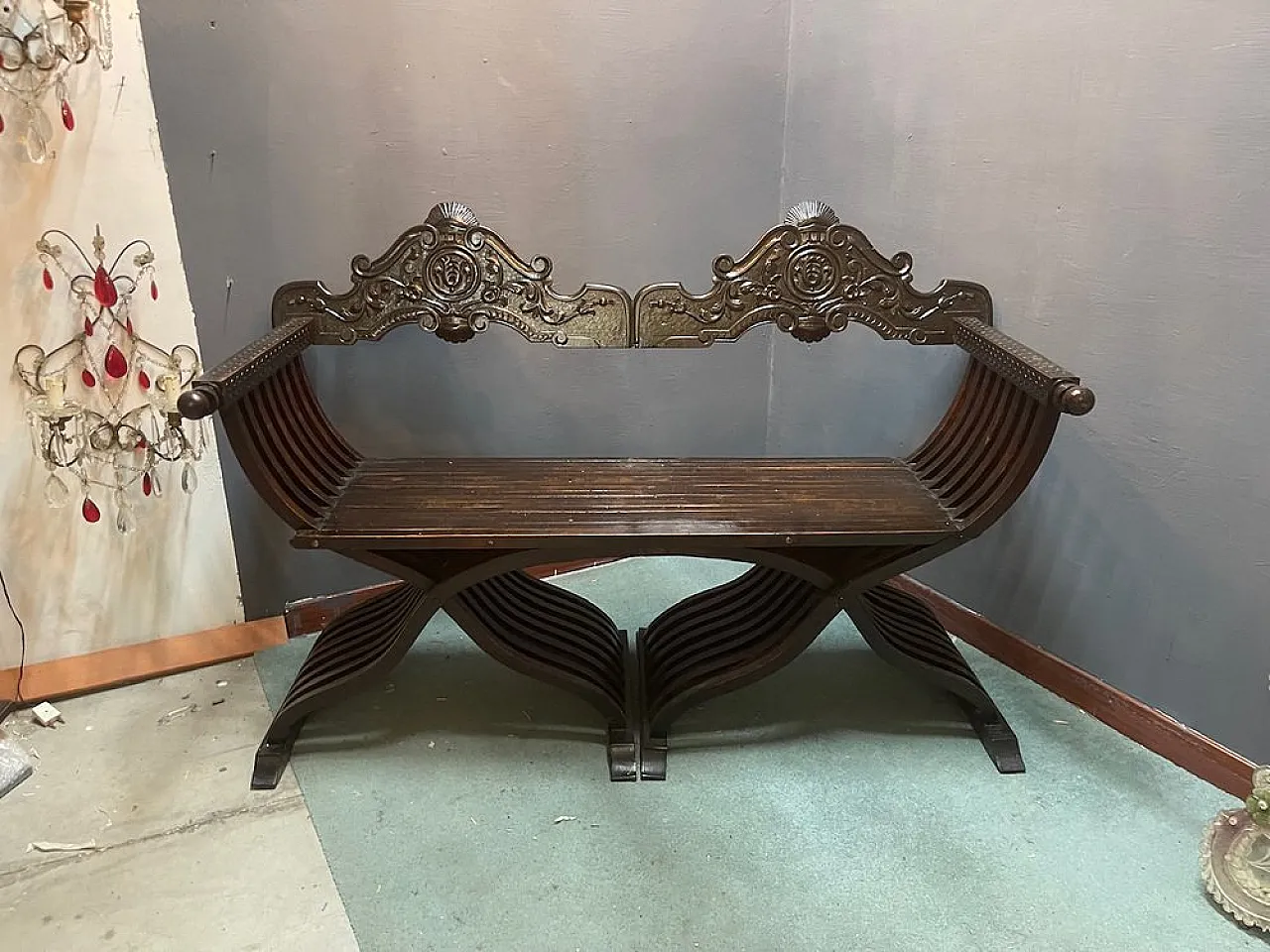 Renaissance revival bench in carved wood, late 19th century 2