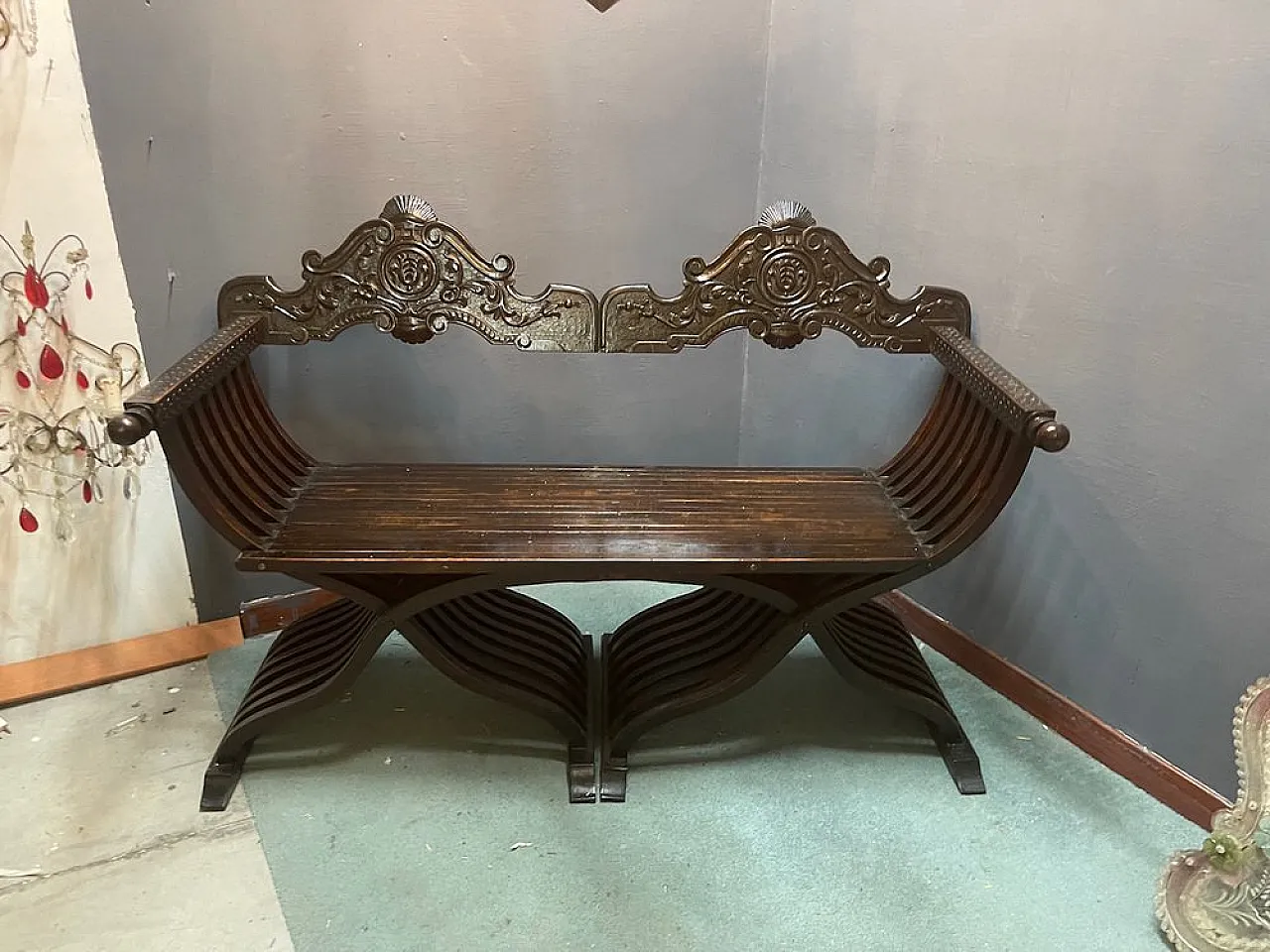 Renaissance revival bench in carved wood, late 19th century 7