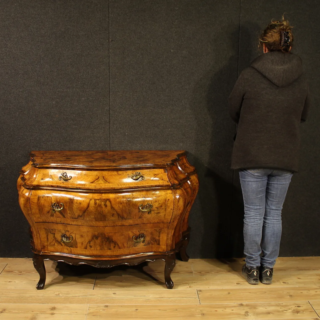 Comò veneziano in legno, '900 2