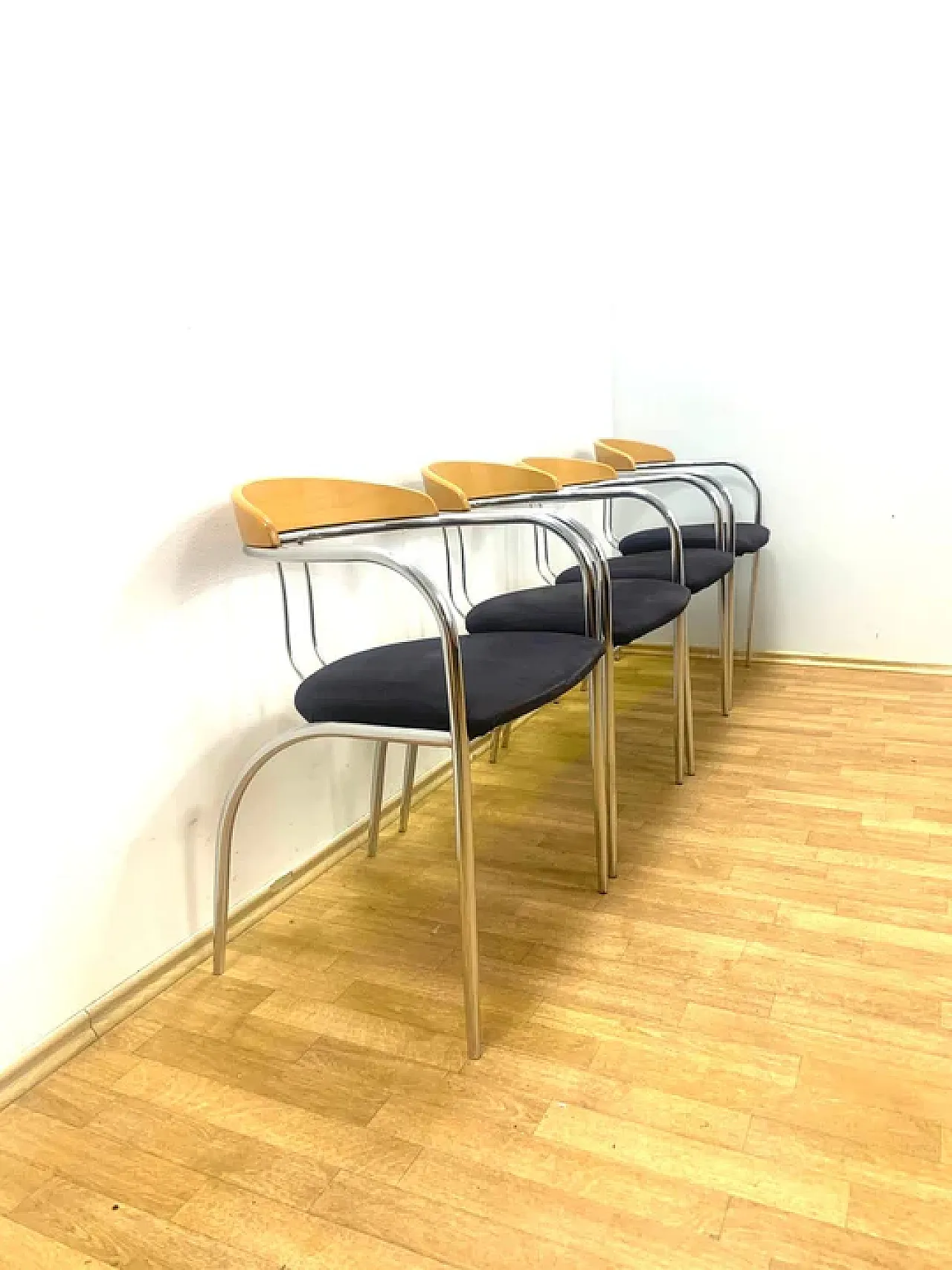 4 Sedie cromate e in legno, anni '80 4