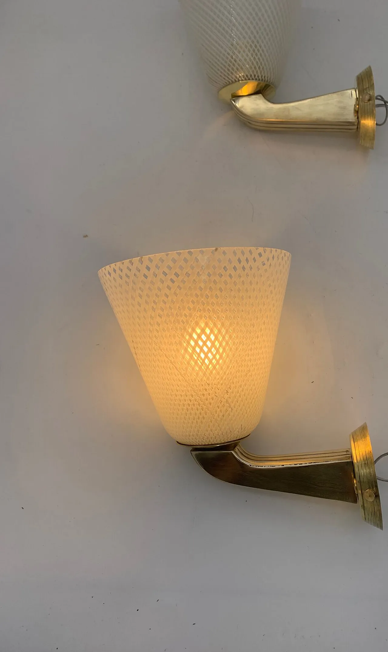 Coppia di applique in vetro retinato attribuita a Venini, anni '60 2