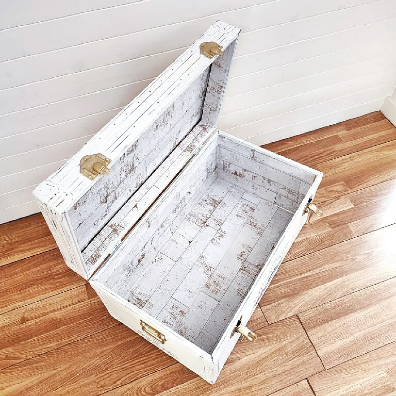 Sunset chest in pressed cardboard and wood, 1970s 2