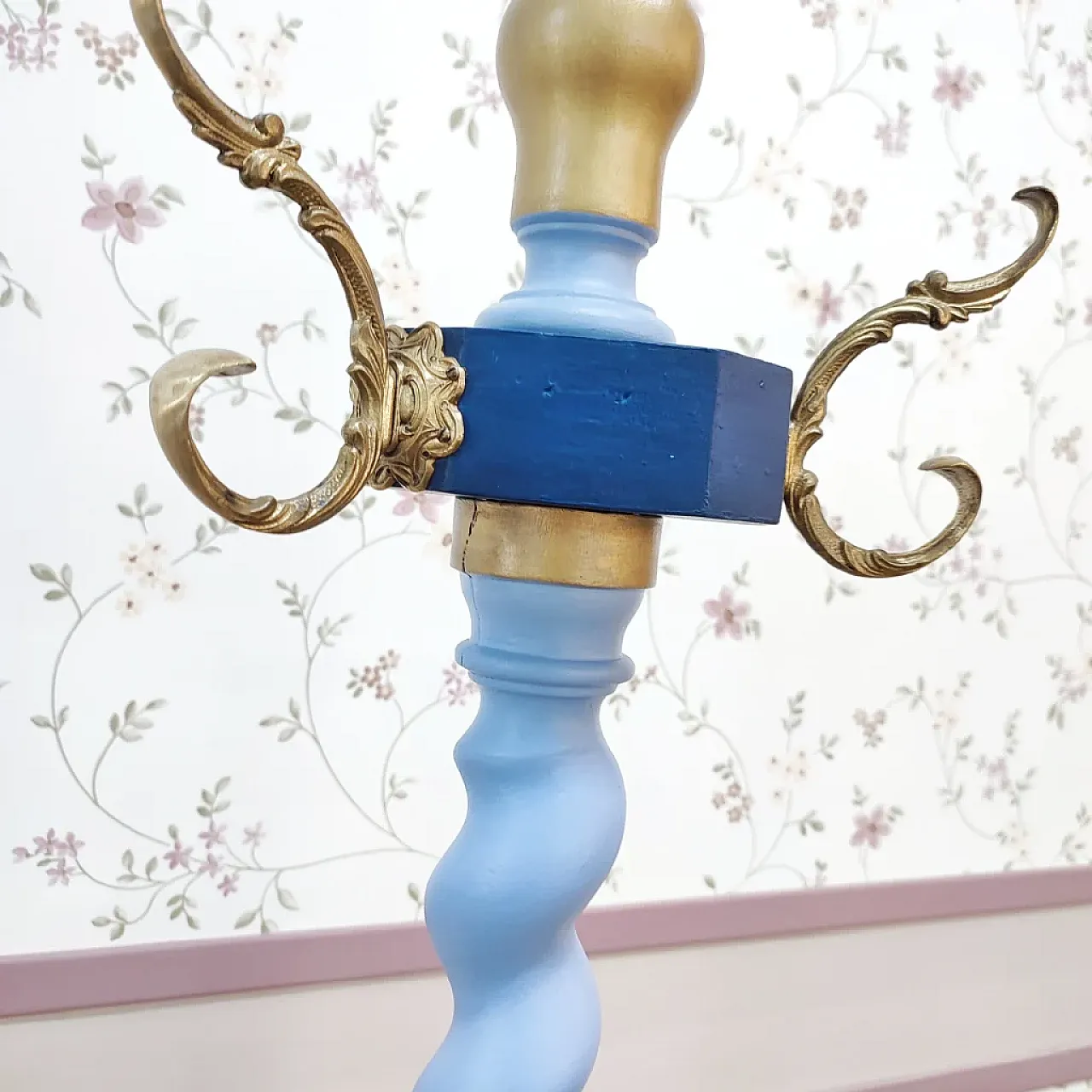 Belmonte solid wood coat hanger, mid-20th century 3