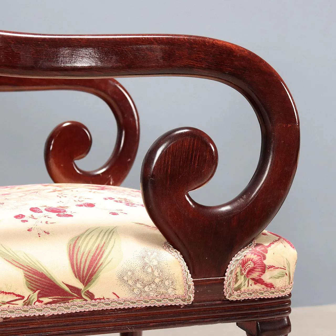 Coppia di poltrone Luigi Filippo in faggio tinto mogano, '900 5