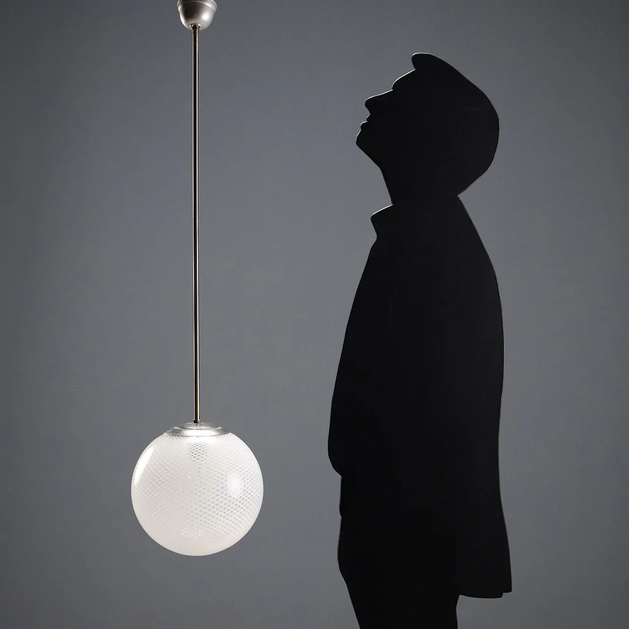 Lampada in alluminio e vetro lavorato, '900 2