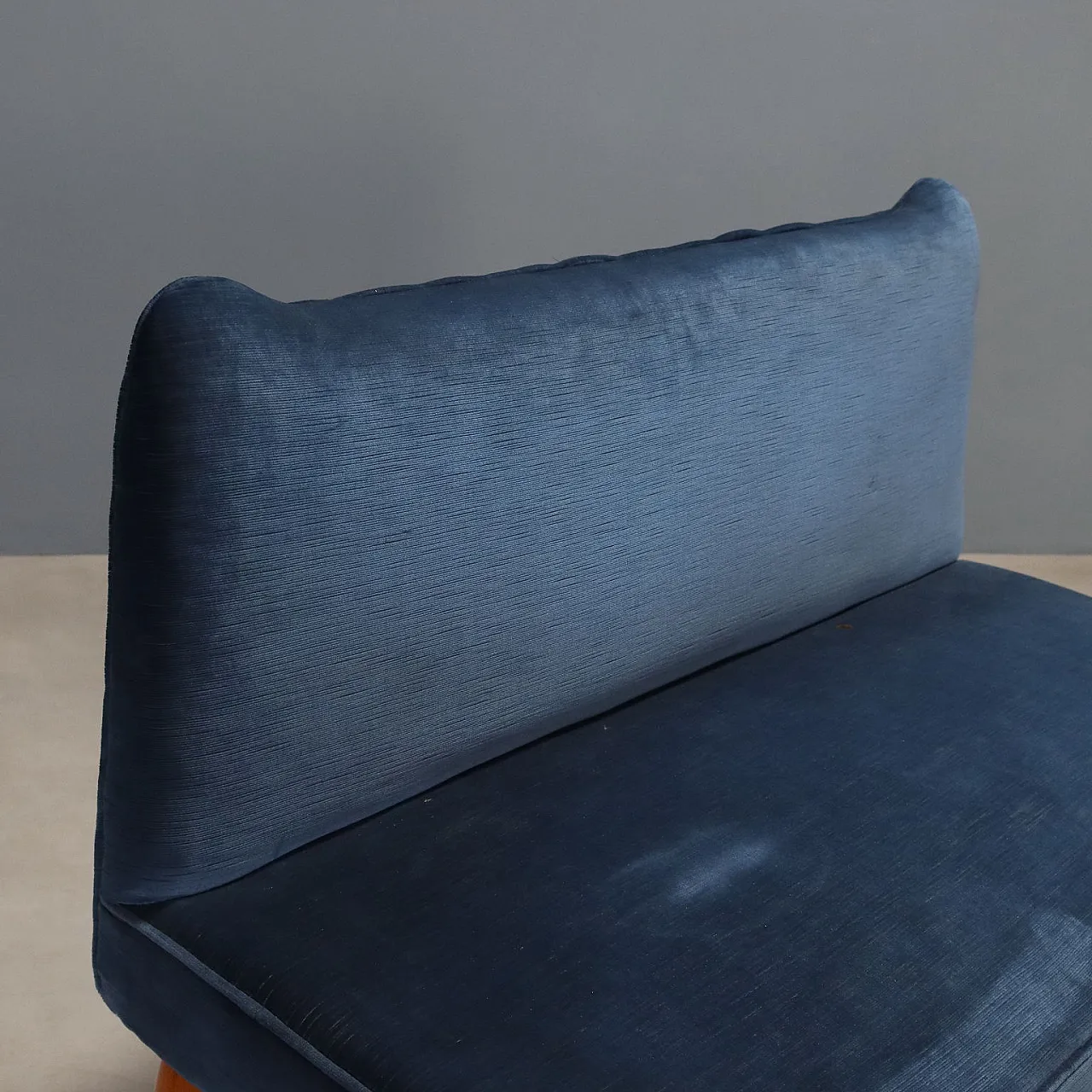 Panca in velluto dralon, legno di faggio e ottone, '900 3