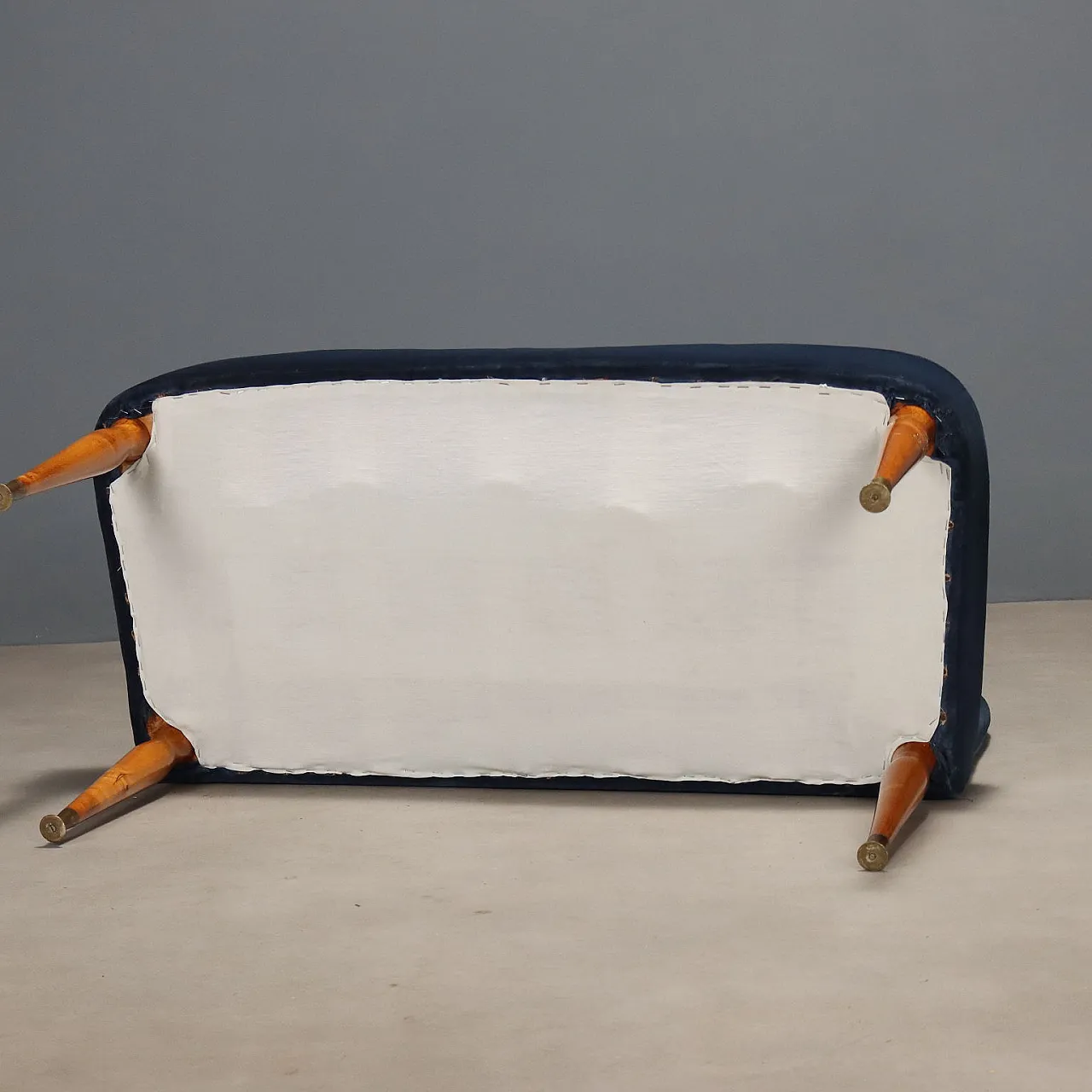 Panca in velluto dralon, legno di faggio e ottone, '900 7