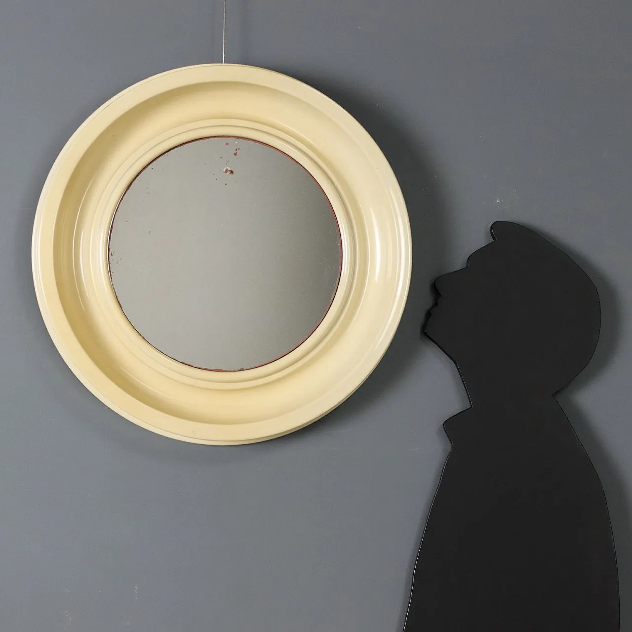 Specchio rotondo con cornice in plastica bianca, '900 2