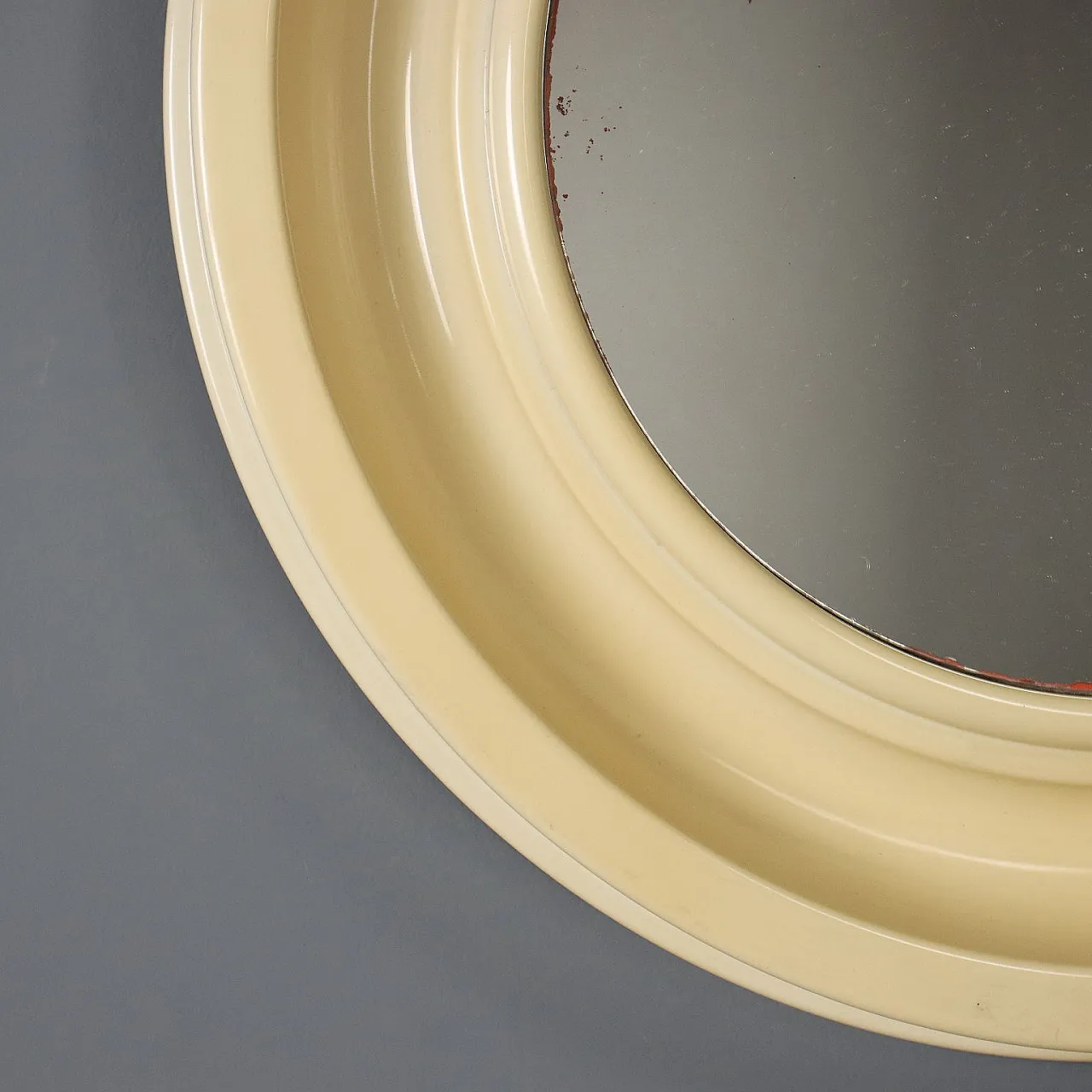 Specchio rotondo con cornice in plastica bianca, '900 4