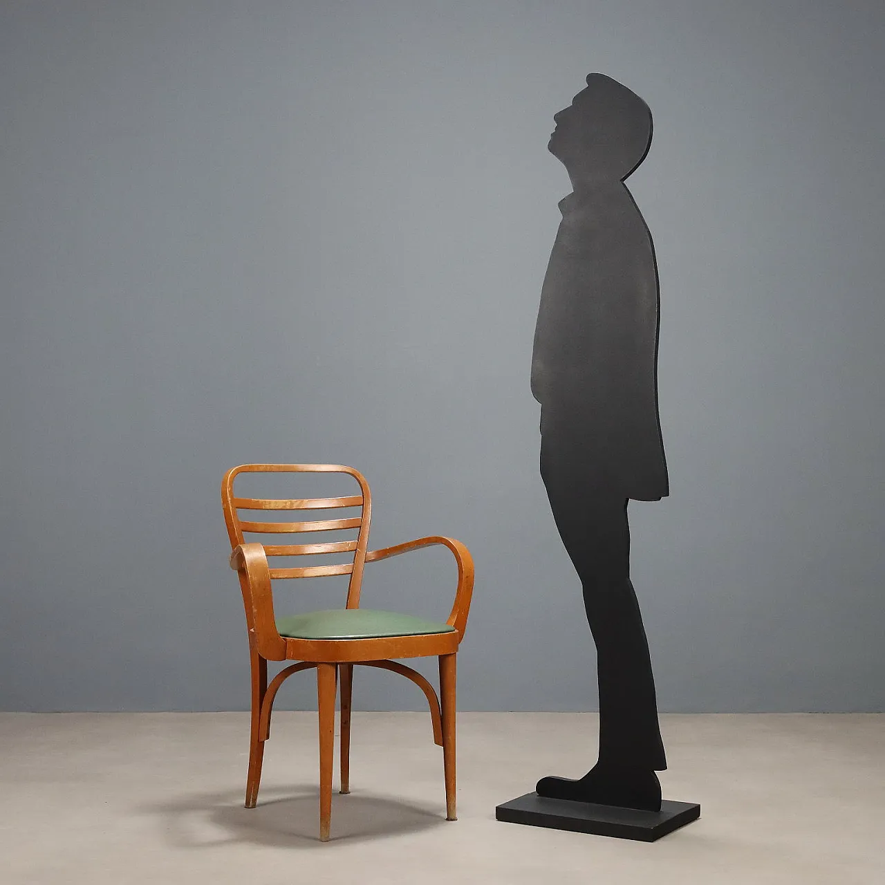 Sedia con braccioli in legno e seduta in skai, '900 2