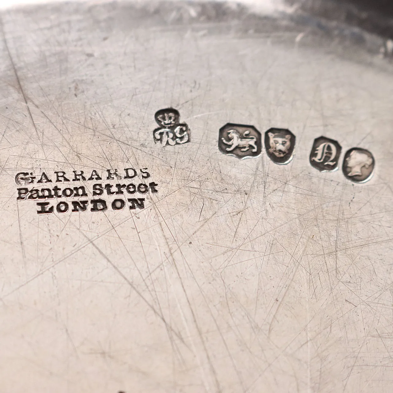 Vassoio in argento 925 con ciotole in vetro, '800 9