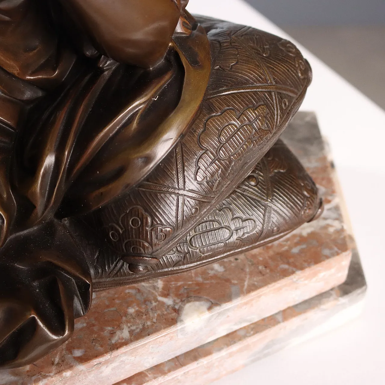 Scultura in bronzo su base in marmo, '900 5