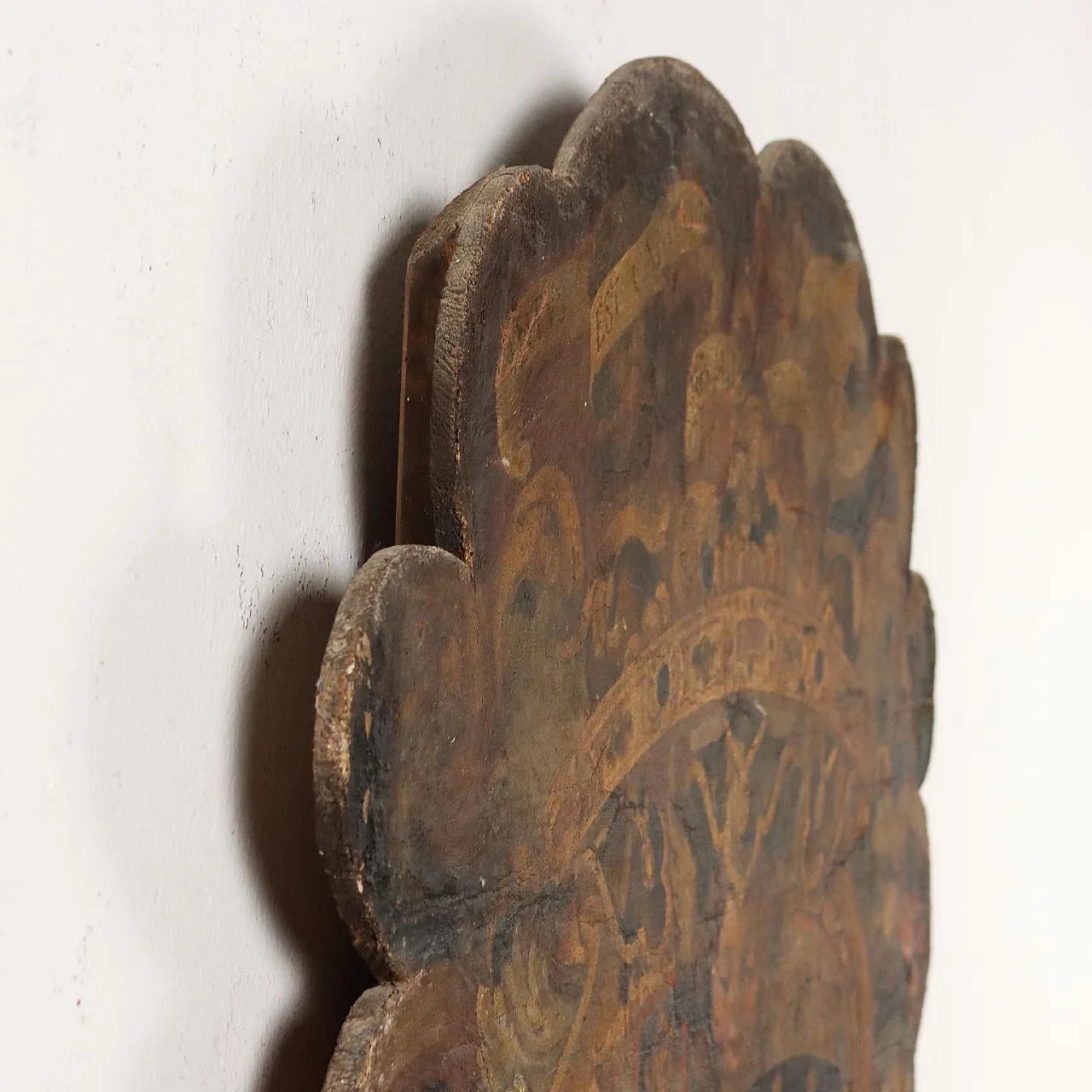 Stemma nobiliare Barocco in legno dipinto, fine '600 10