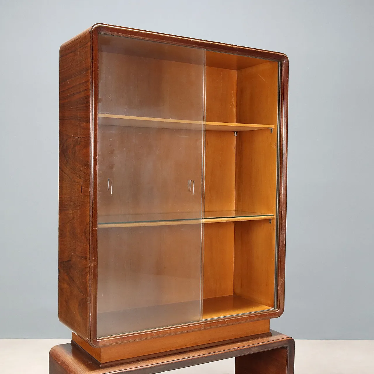 Vetrina con ante in vetro e impiallacciatura in legno esotico, '900 3