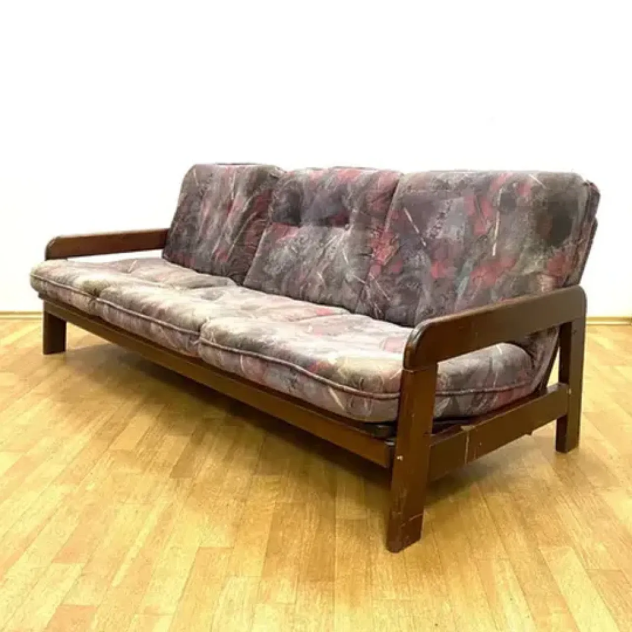 Divano retrò con struttura in legno massello, anni '70 3