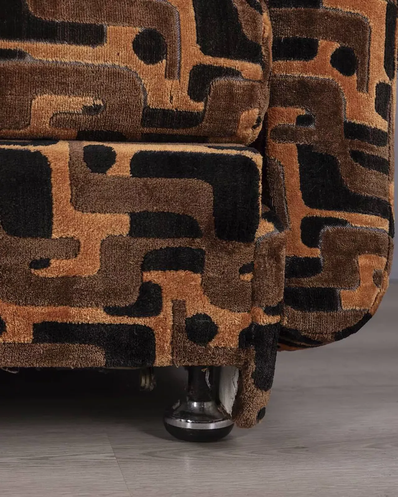 Divano a tre posti in velluto multicolore, anni '70 3