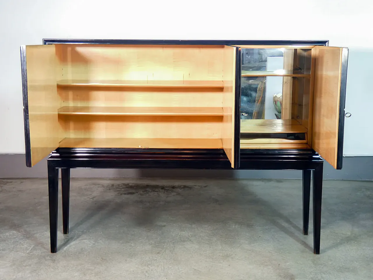 Credenza in legno laccato di Paolo Buffa, metà '900 5