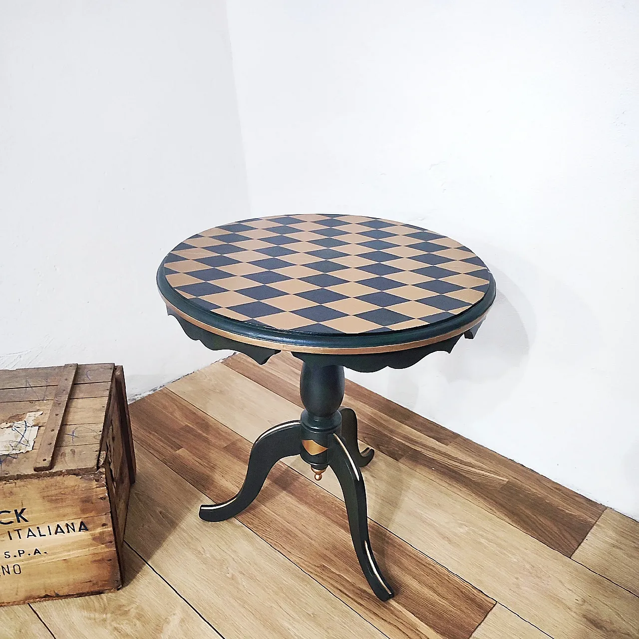 Wonderland coffee table, mid-20th century 1