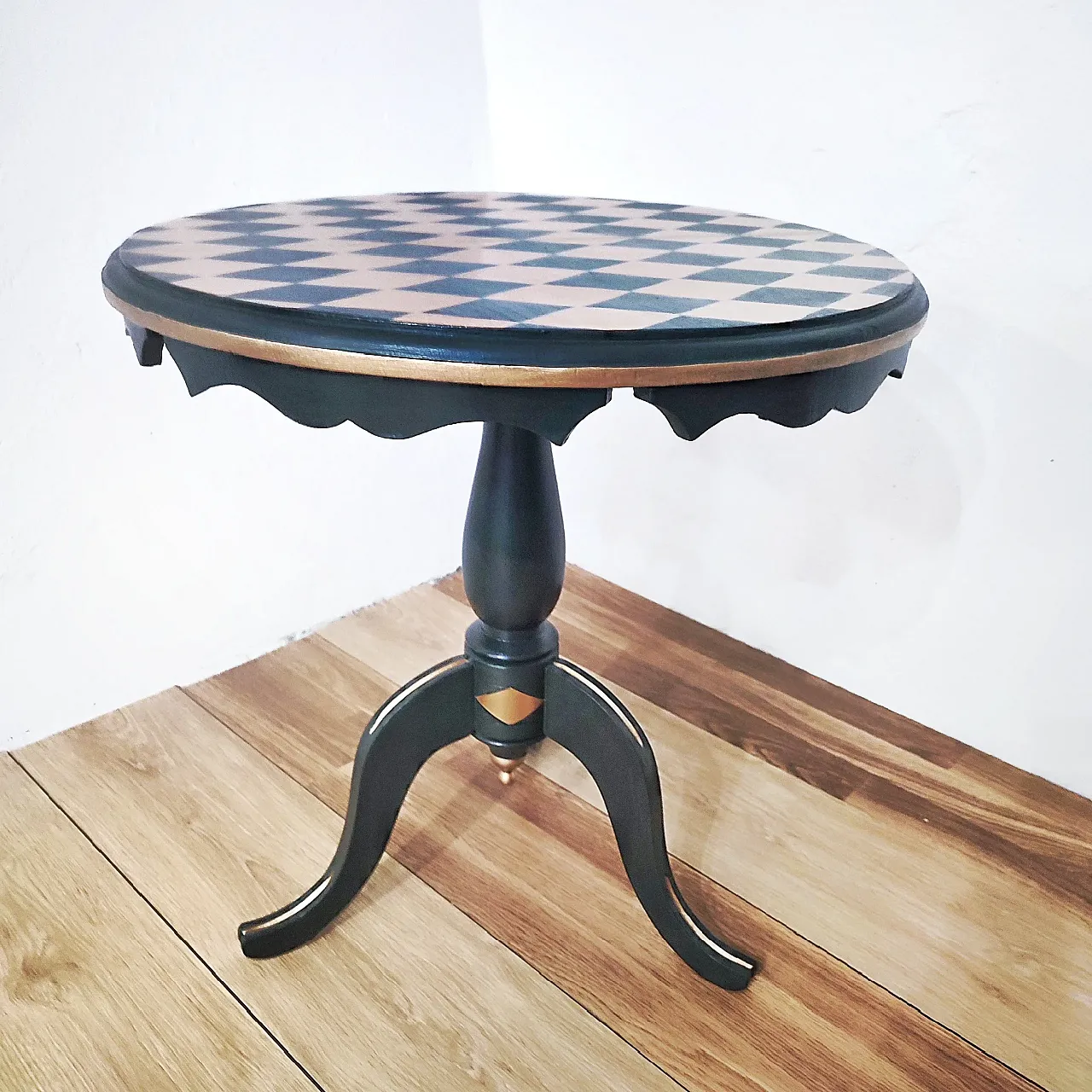Wonderland coffee table, mid-20th century 2