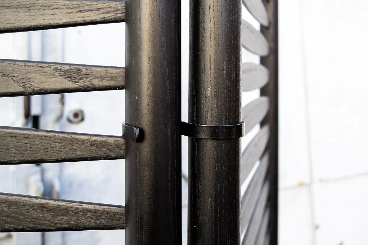 Coppia di paraventi neri di Massimo Morozzi per Mazzei, anni '80 5