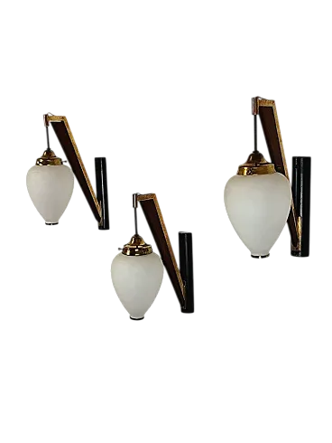 Stilnovo, 3 sconces in brass, wood and glass from the 1950s