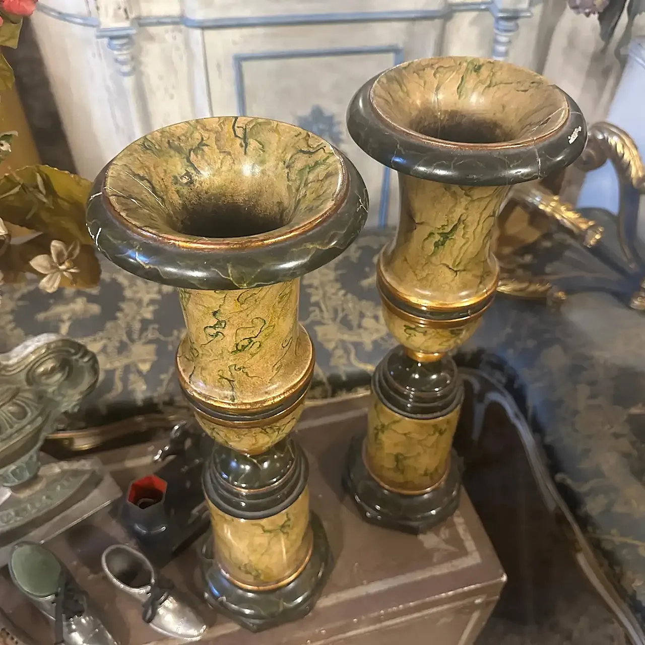 Coppia di vasi Art Deco in finto marmo laccato legno, metà '900 7