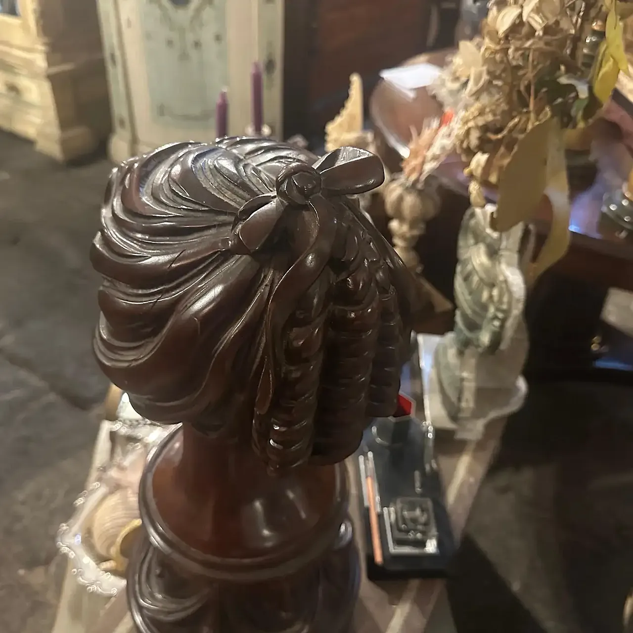 Busto di giovane donna, scultura in legno, primo '900 8