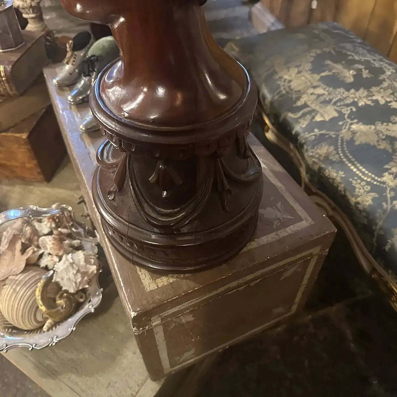 Busto di giovane donna, scultura in legno, primo '900 13