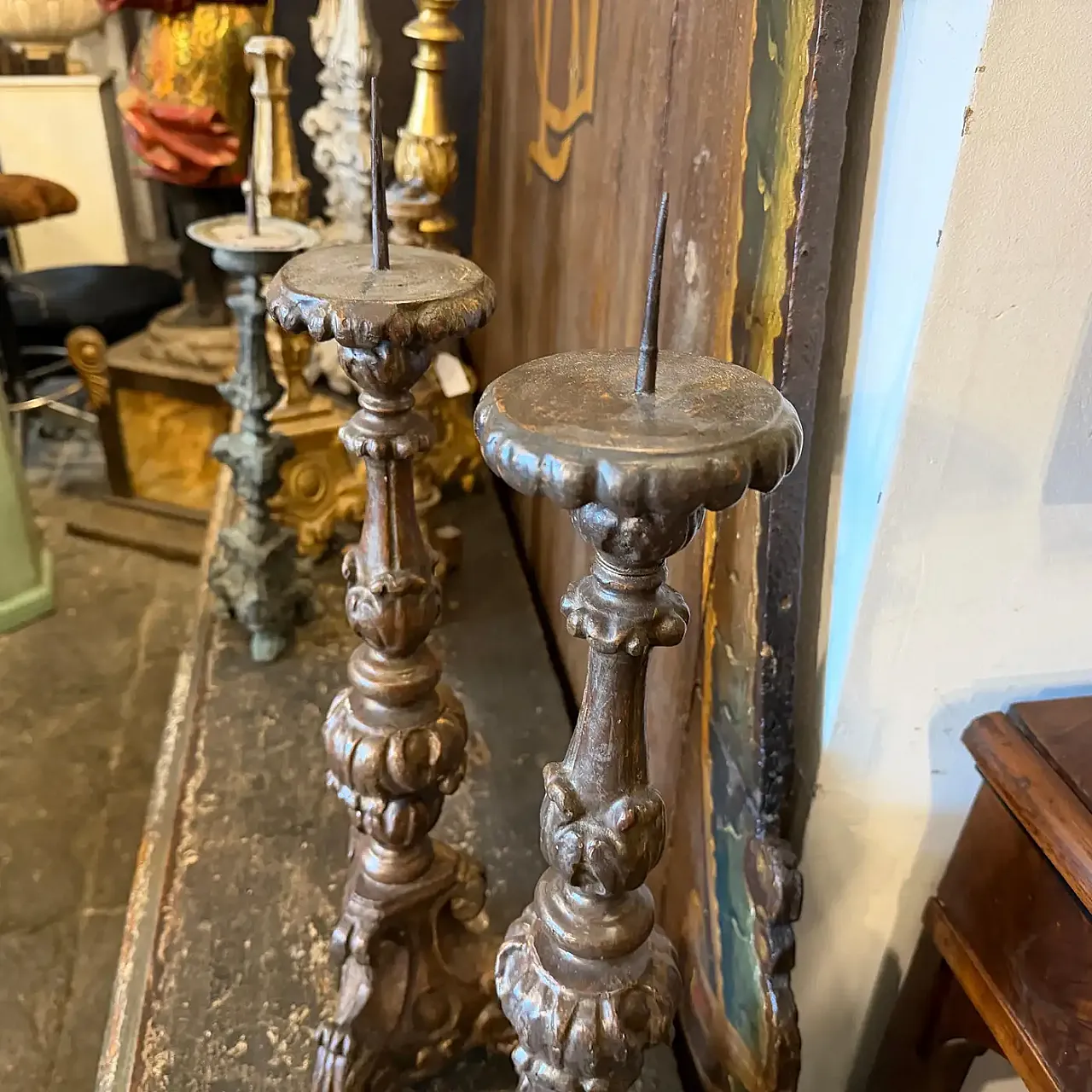 Pair of Louis XVI hand-carved wooden candlesticks, 19th century 3