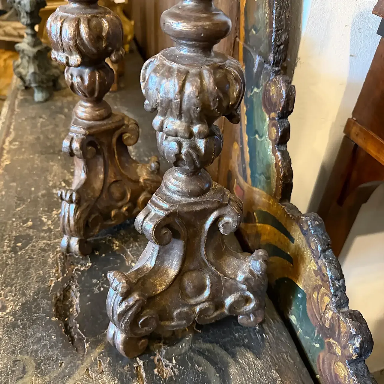 Pair of Louis XVI hand-carved wooden candlesticks, 19th century 4